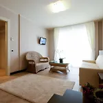 Kent Hotel 4*