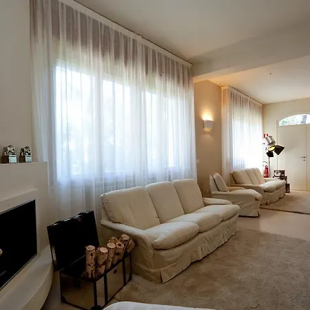 Kent Hotel 4*