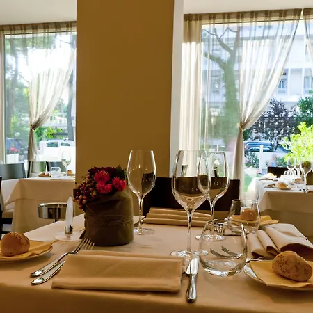 Kent Milano Marittima